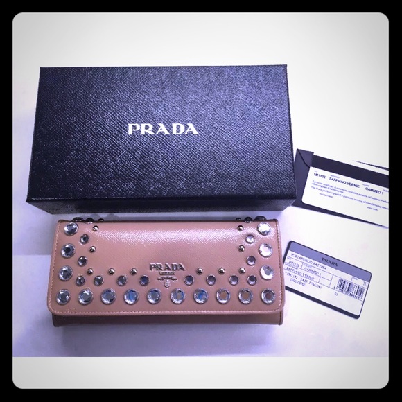 prada wallet beige